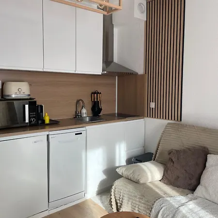 Apartment Cscm Location *